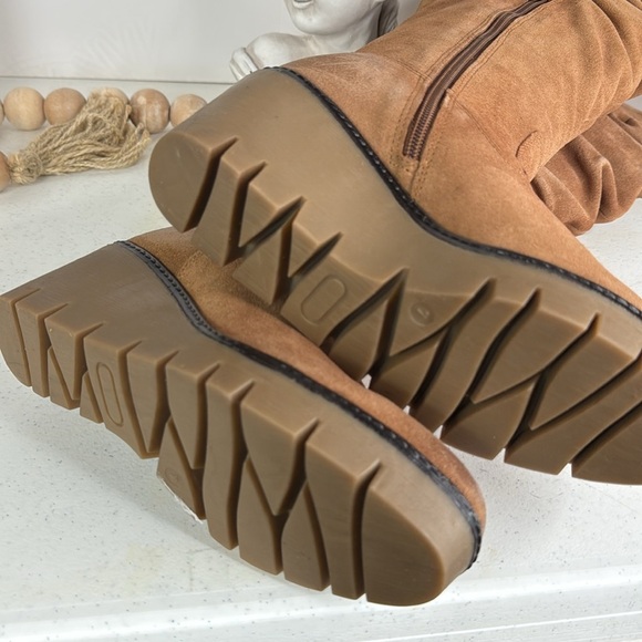 VINTAGE FOUNDRY CO.Maisie Thigh High, Almond Toe Boots, Size 7 - Picture 7 of 10